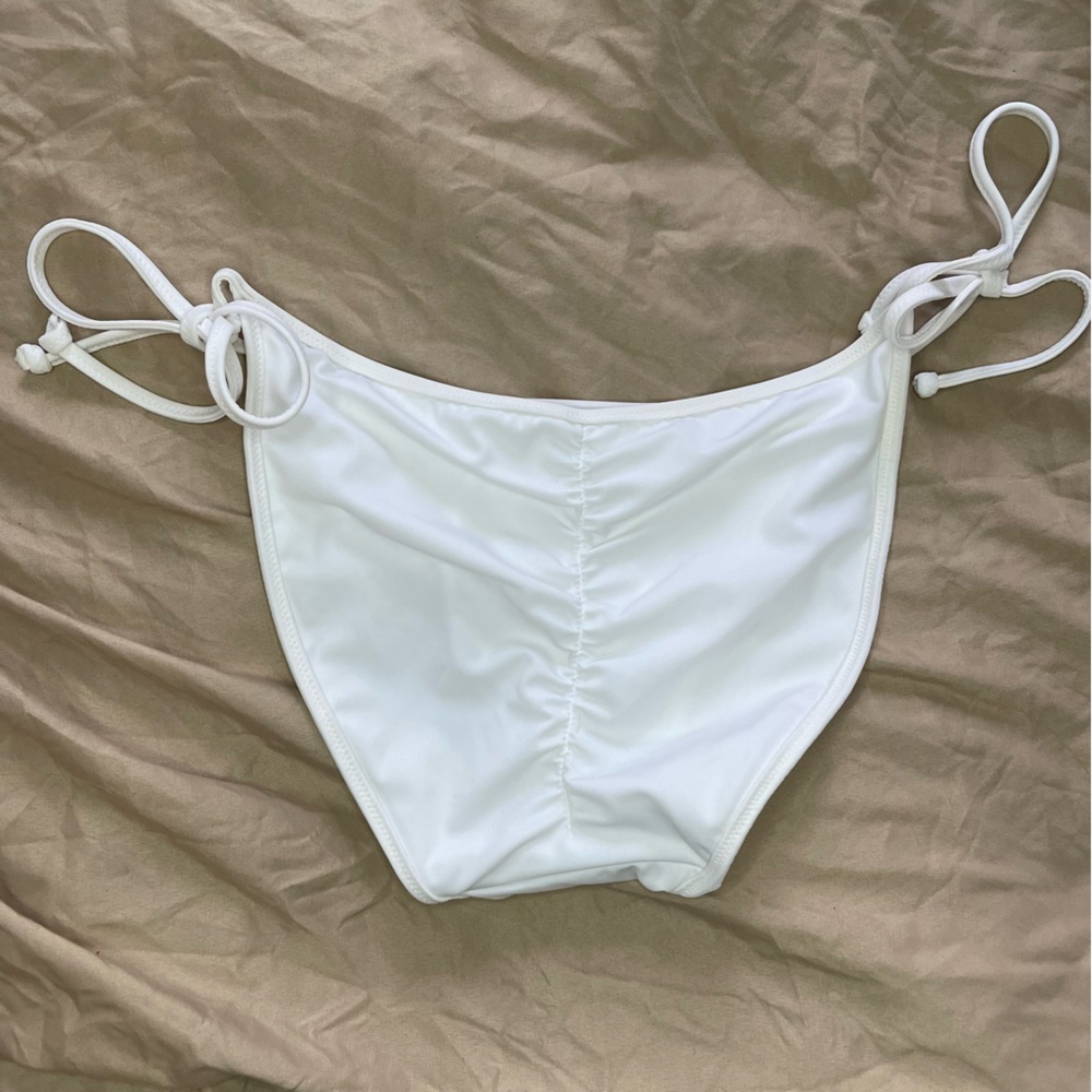 Rouched bikini bottom Victoria’s Secret